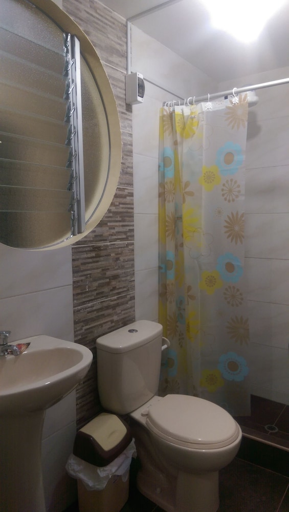 Twin Room, Private Bathroom (with Kitchen / Con cocina)