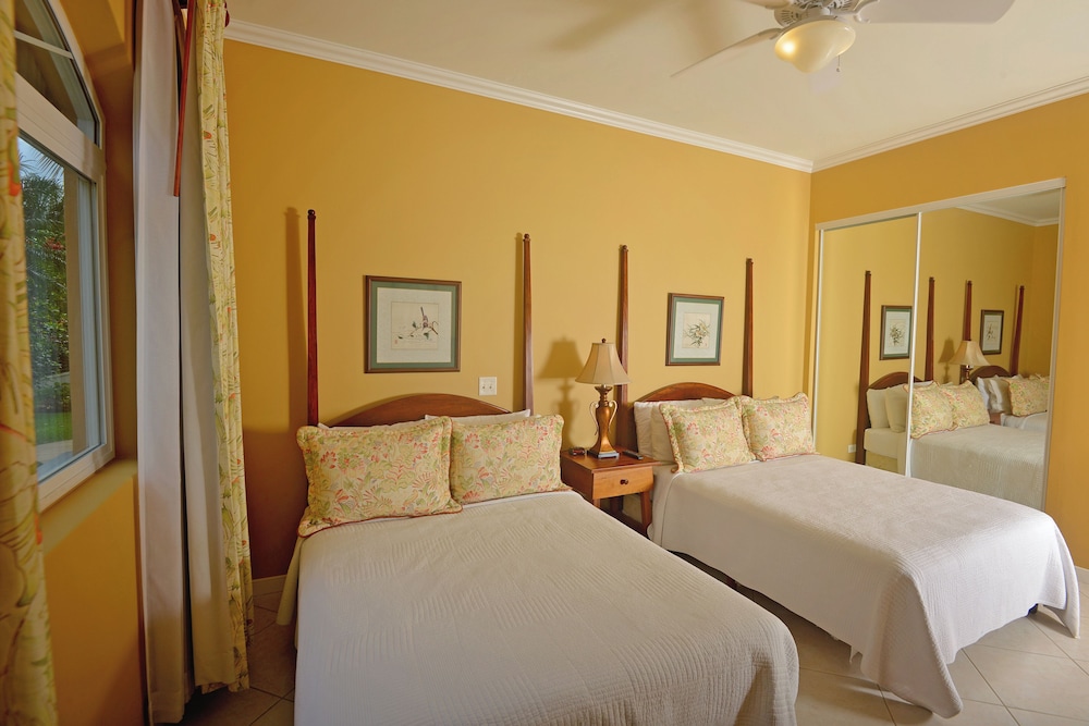 Deluxe Condo, 2 Bedrooms