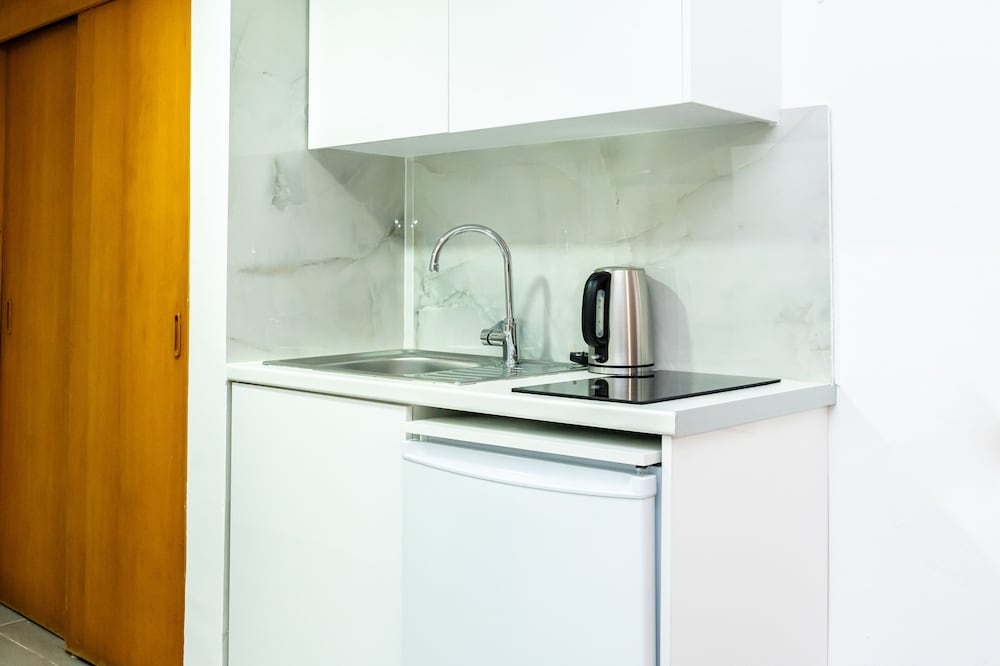 Standard Studio - Photo 8