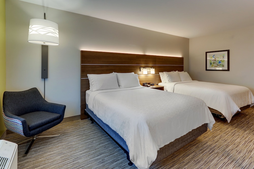 Standard Room, 2 Queen Beds, Accessible (Communication) - Photo 7