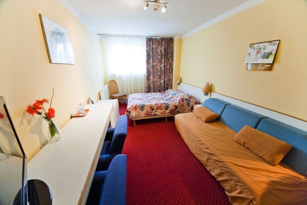 Luxury Double or Twin Room photo 1