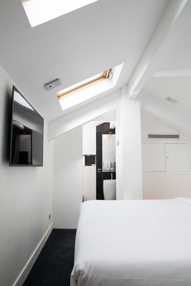 Family Suite, City View