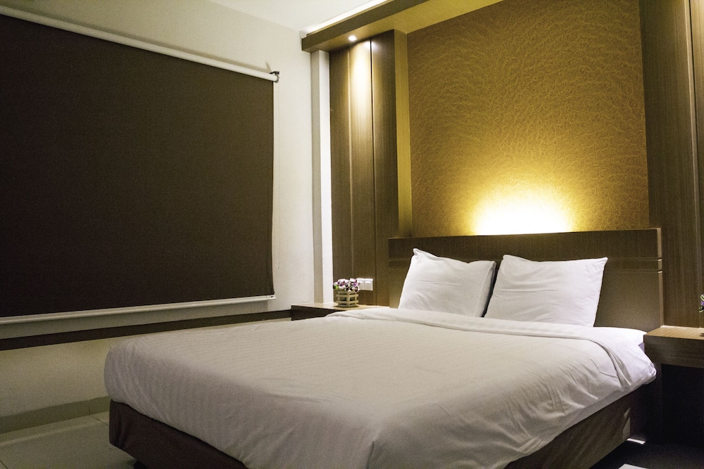 Deluxe Double Room - Photo 1