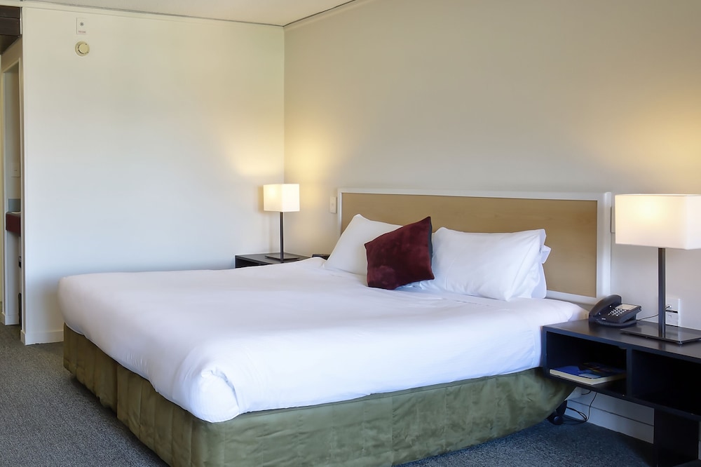 Superior King View Room photo 3