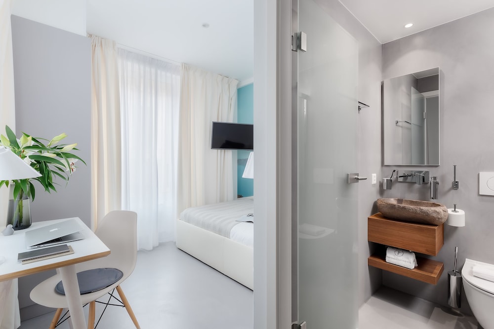 Single Room photo 3