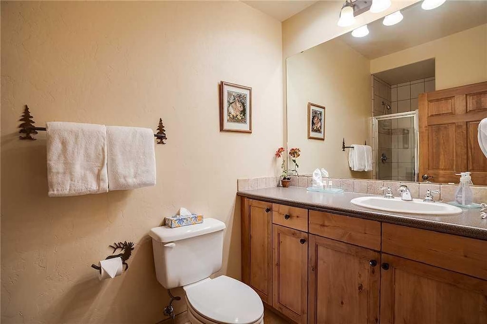 Condo, Multiple Beds (2108 Timberline Lodge, Trappeur's Cro) photo 2