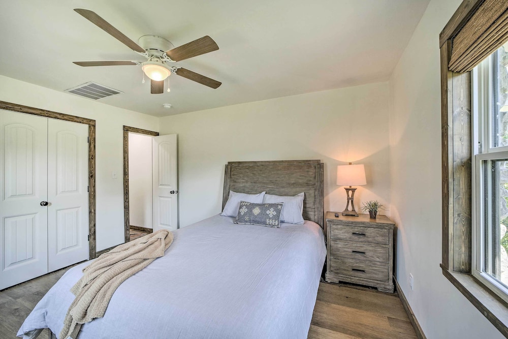 House (4 Bedrooms) photo 2