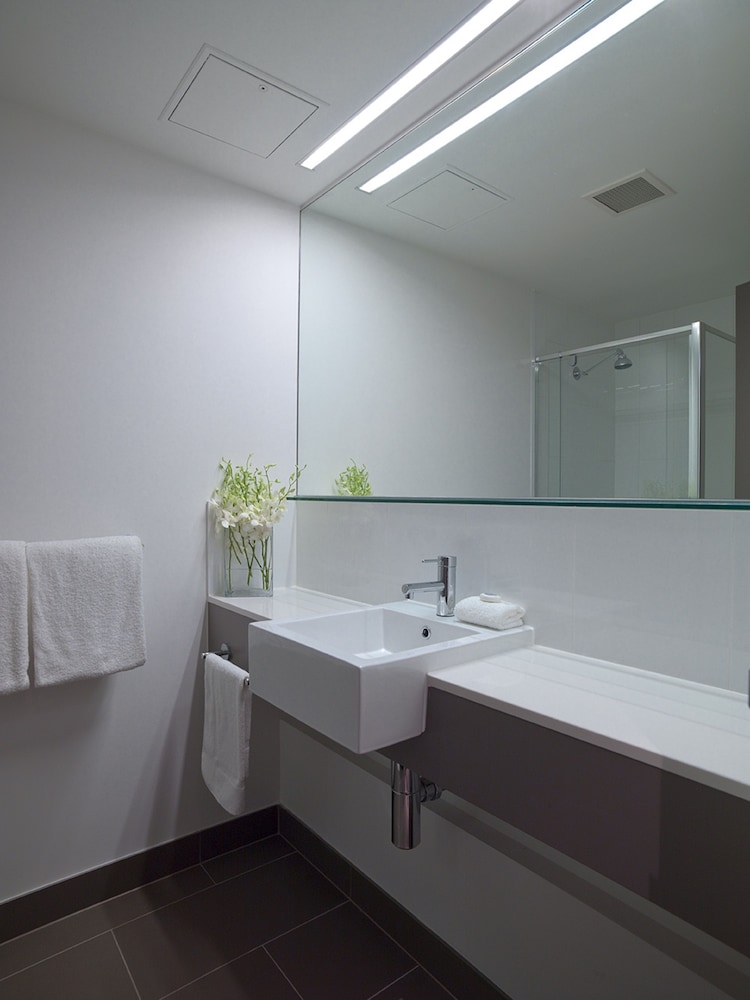 Corner King Room - Photo 6
