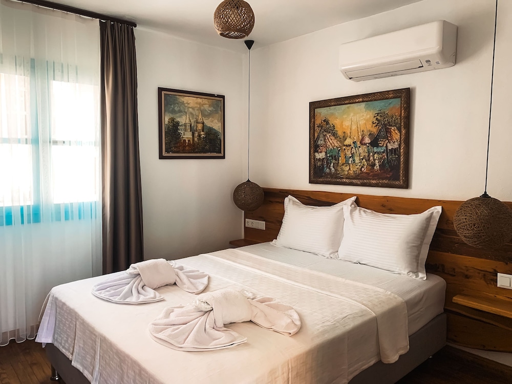 Standard Room, City View photo 1