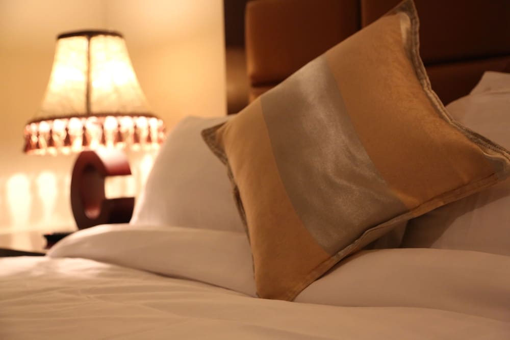 Deluxe Room, 1 King Bed, Non Smoking, City View photo 1