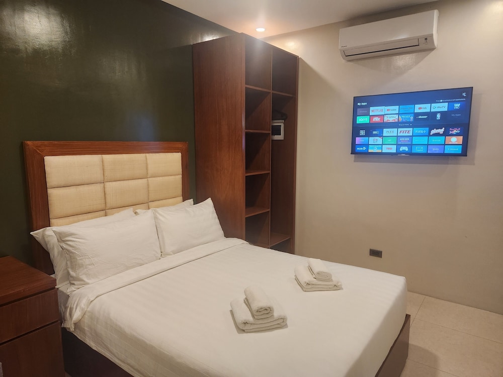 Senior Double Room - Photo 9