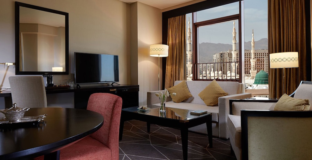 Junior Suite, 1 Bedroom (Panoramic Haram View)