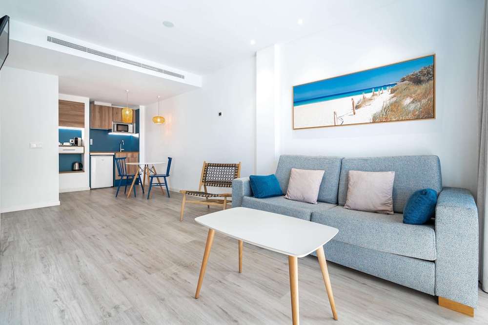 Apartment, 1 Bedroom, Terrace, City View (2 adults and 1 child) photo 2