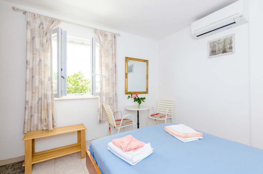 Superior Double Room, Patio, Garden View