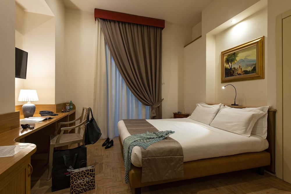 Double Room Single Use - Photo 1