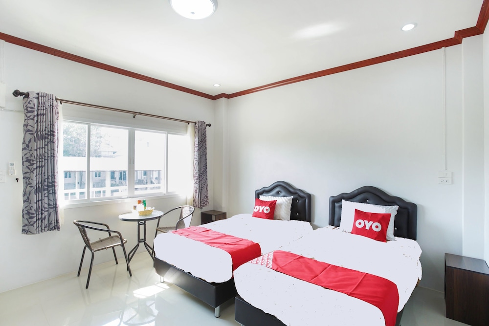 Deluxe Twin Room photo 2