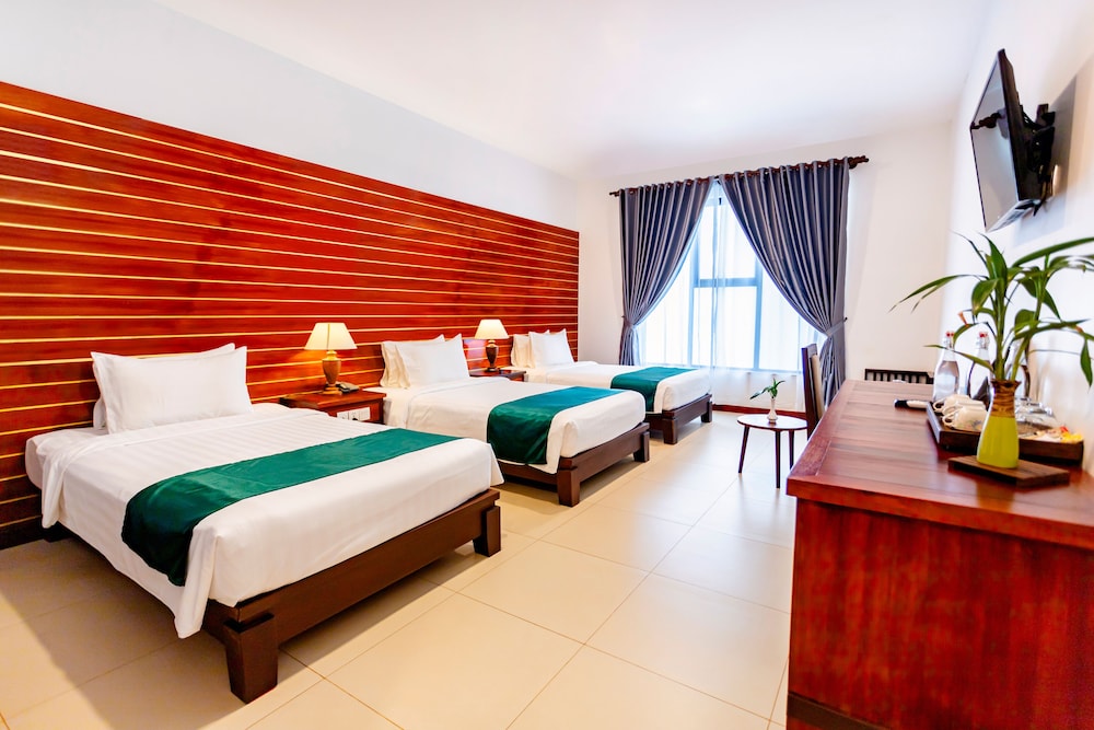 Deluxe Triple Room photo 1