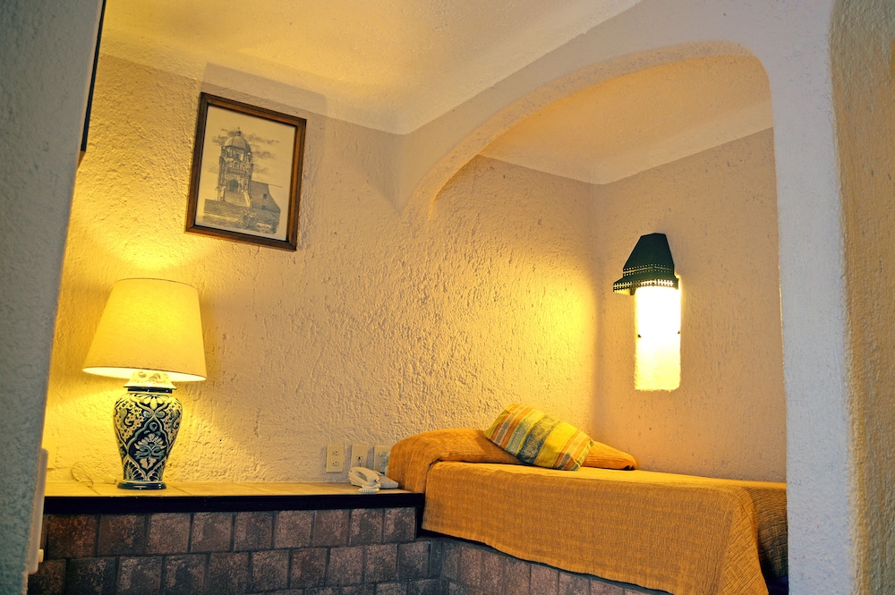 Standard Room - Photo 10