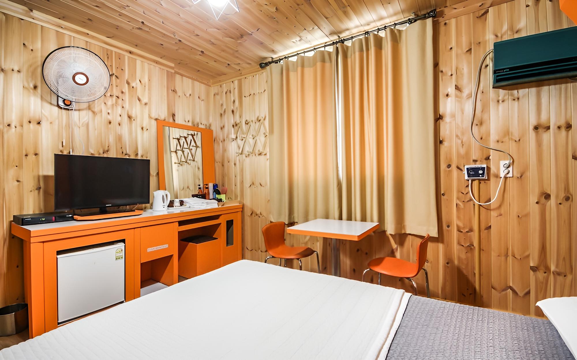 Room (Standard Room) photo 2