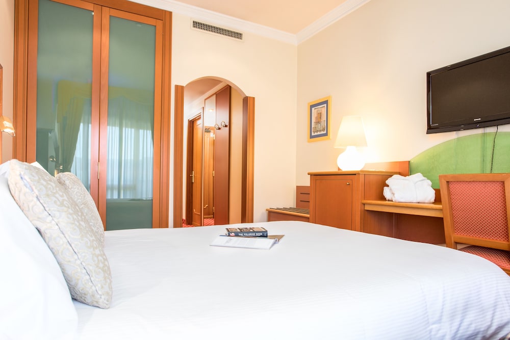 Superior Double Room - Photo 3