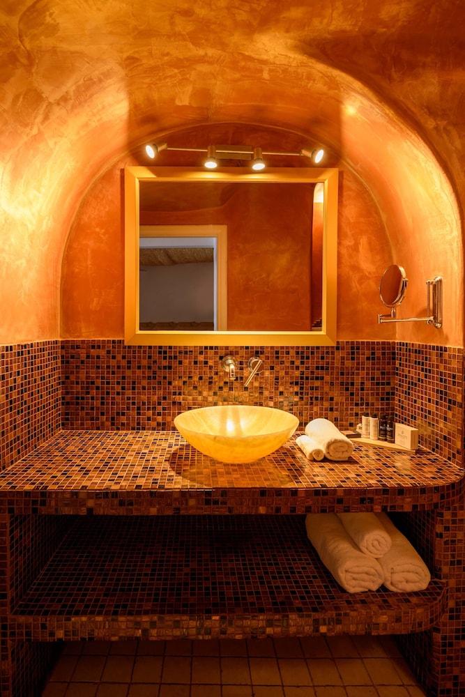 Suite (Golden Echo) - Photo 12