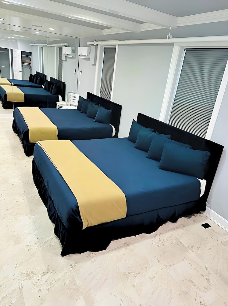 Double King Suite photo 1