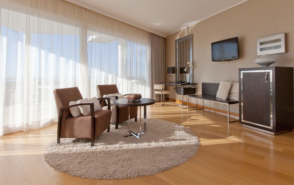 Presidential Suite