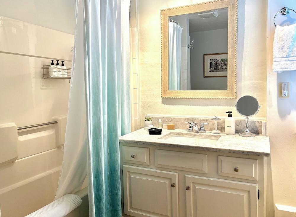 Classic Triple Room photo 2