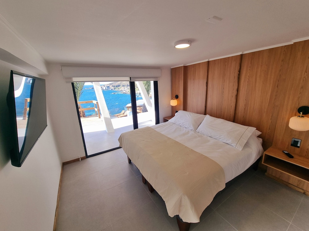 Superior Suite, Sea View