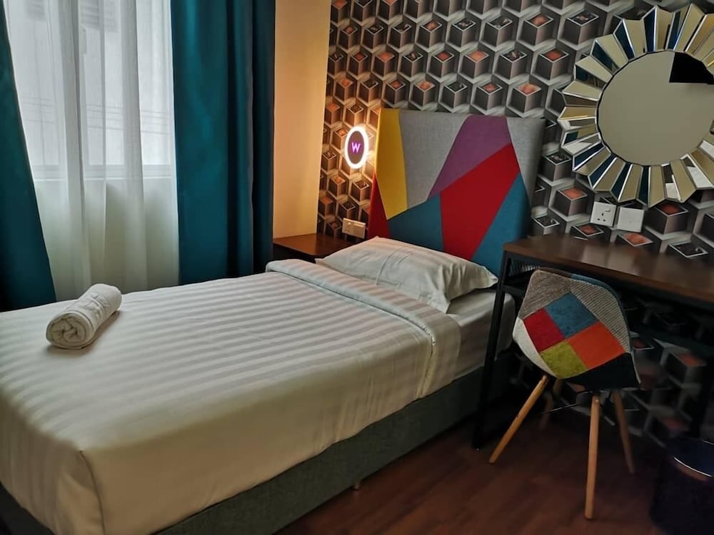 Deluxe Single Room