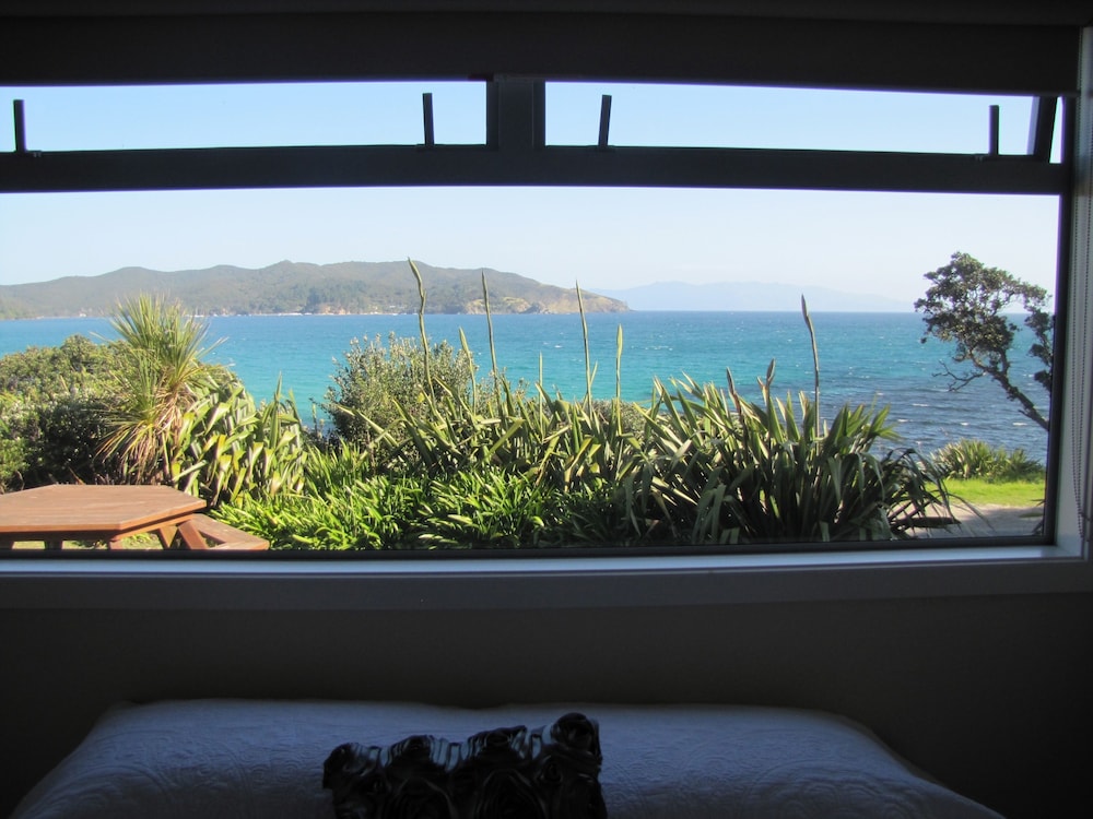 Waterfront Cottage photo 1