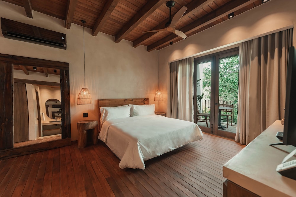 Junior Room, 1 Bedroom, Tower photo 1