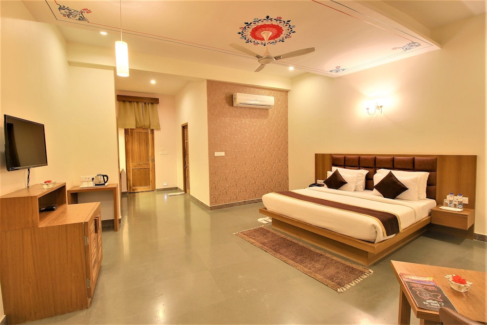 Comfort Room - Photo 1