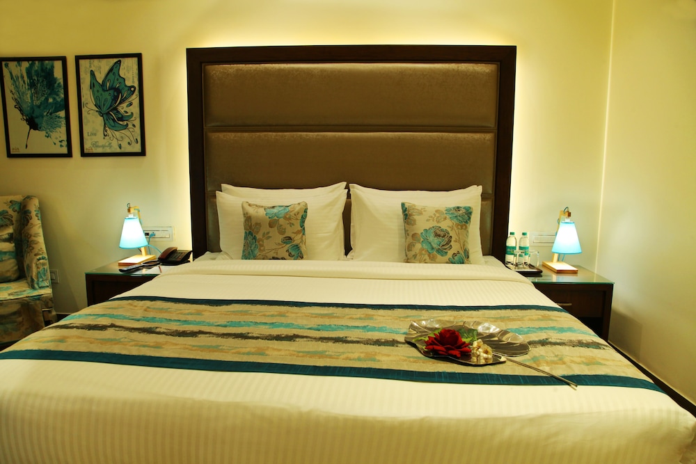 Deluxe Room - Photo 1