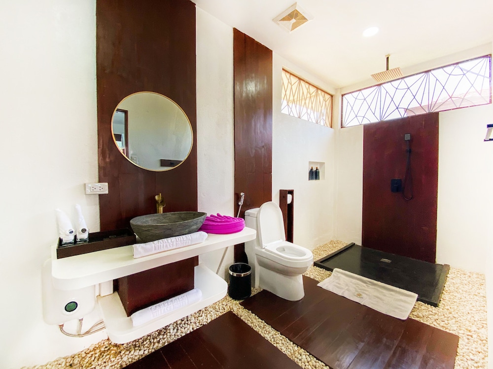 Exclusive Room - Photo 9