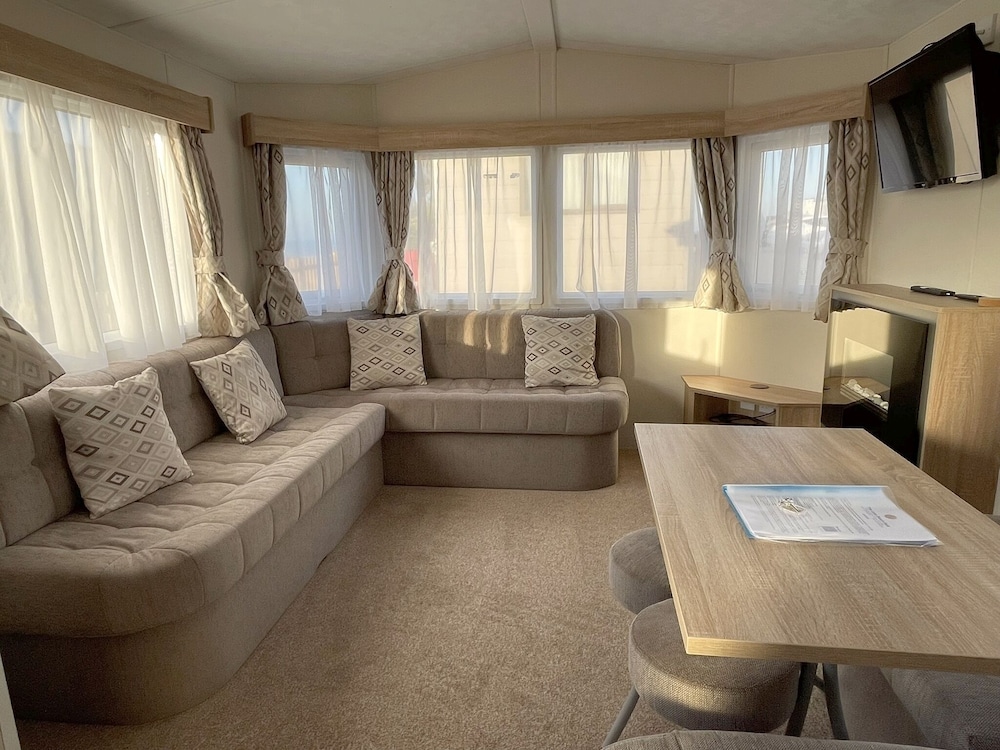 Mobile Home photo 1