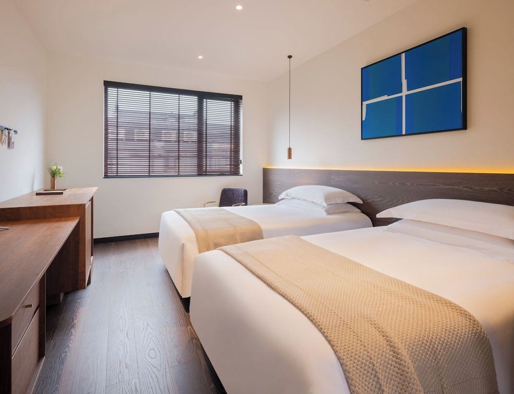 Classic Twin Room
