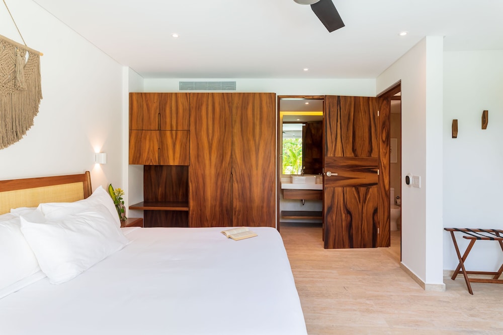 Junior Room, 1 Bedroom, Lagoon View