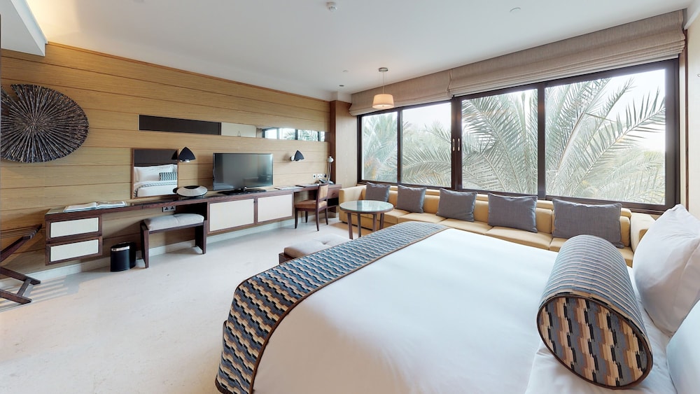 Palm Deluxe Room