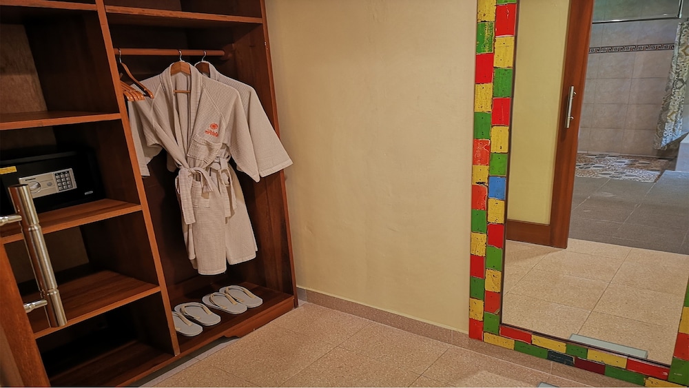 Premium Villa, 1 Bedroom, Private Pool, Poolside - Photo 11