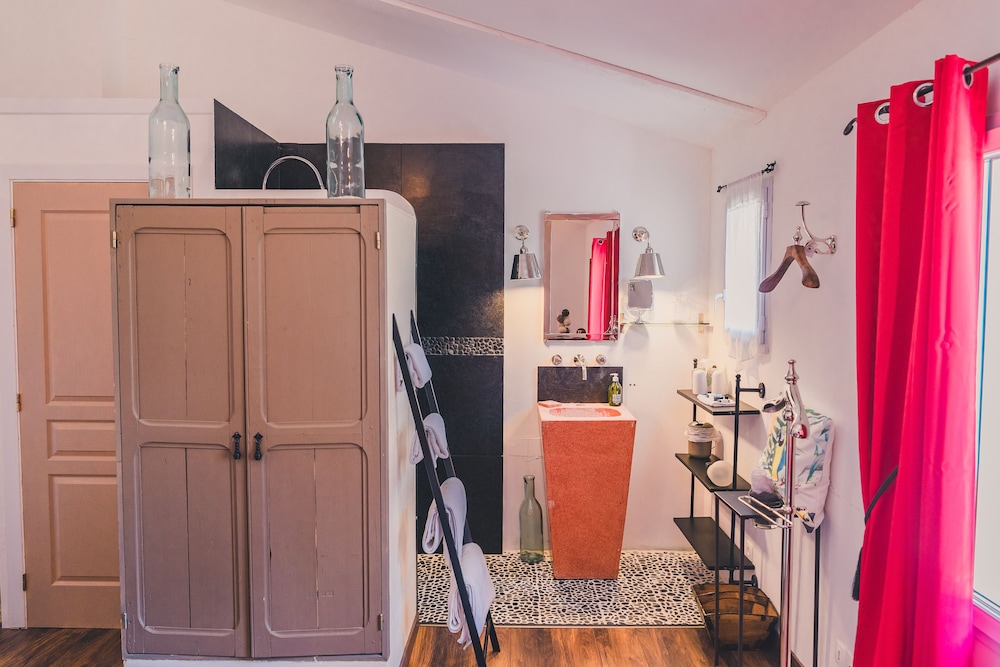 Double Room (Bois Rouge) photo 2