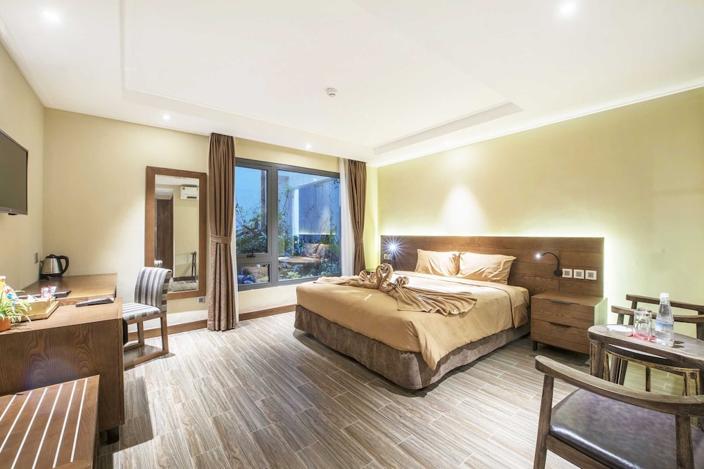 Deluxe Double or Twin Room photo 1