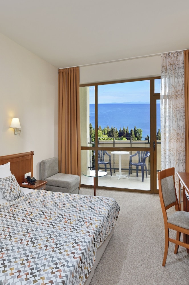 Family Room, Sea View photo 1