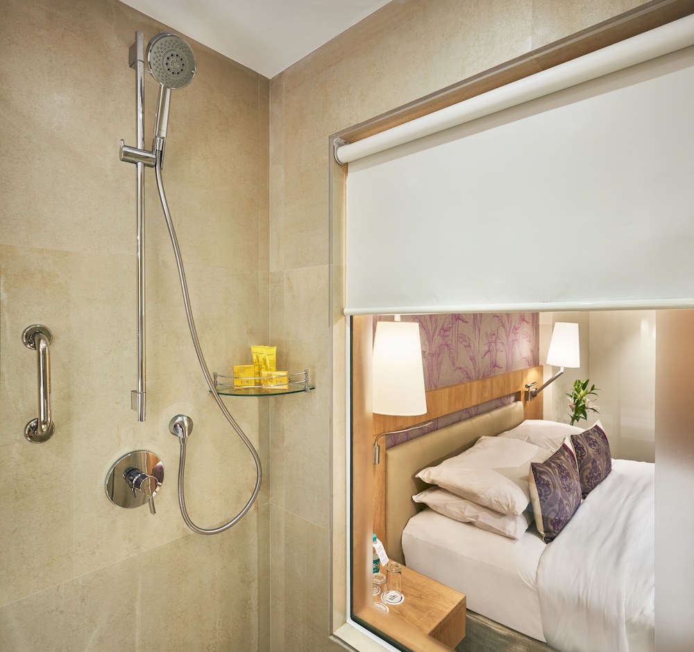 Superior Executive Room - Photo 2