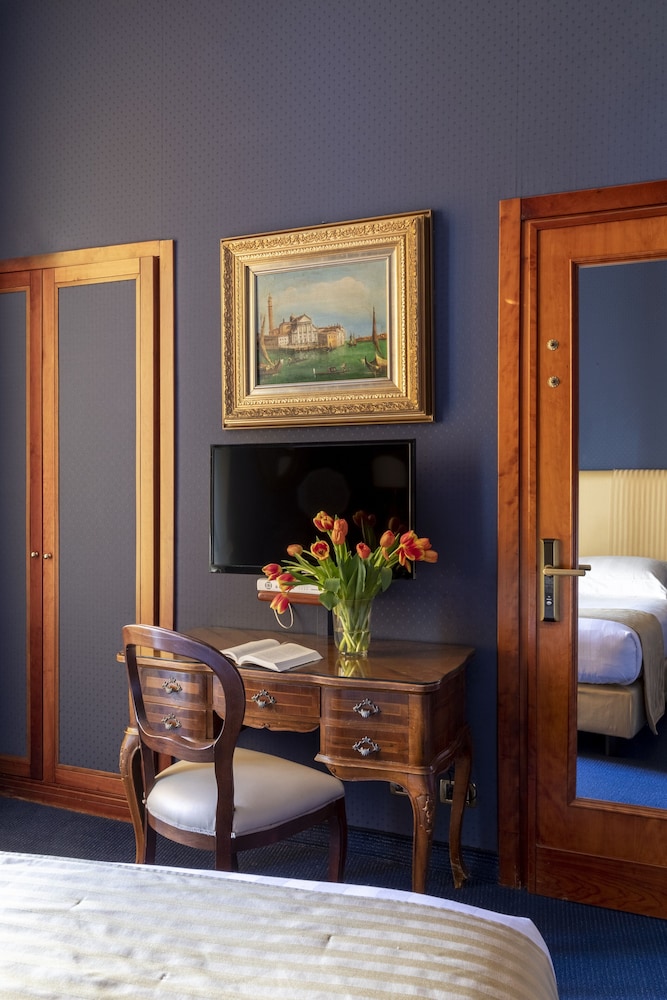 Superior Double or Twin Room, Balcony