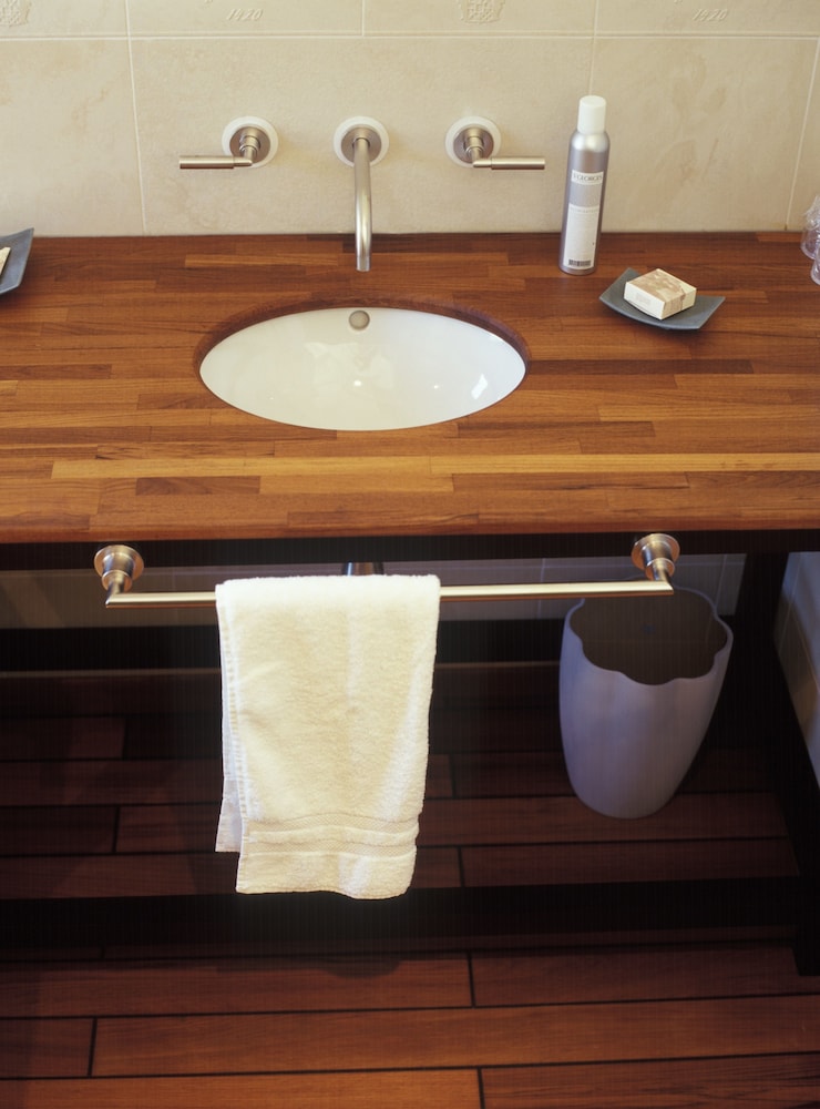 Panoramic Suite (Annex Building Genovese, Harbour Side), photo 6