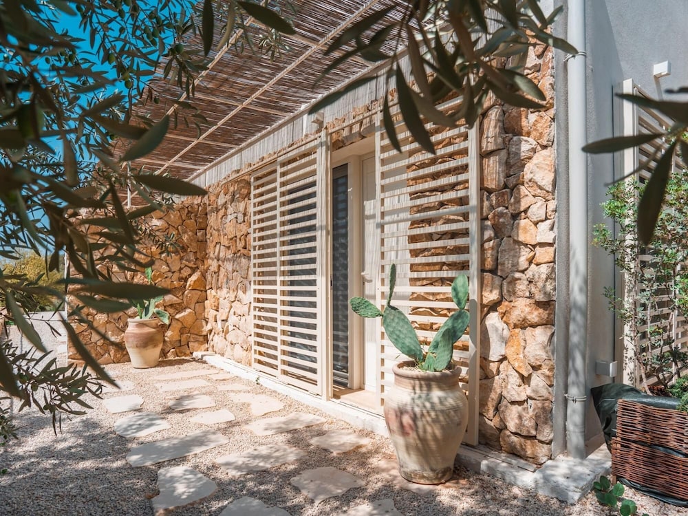 House - Photo 8