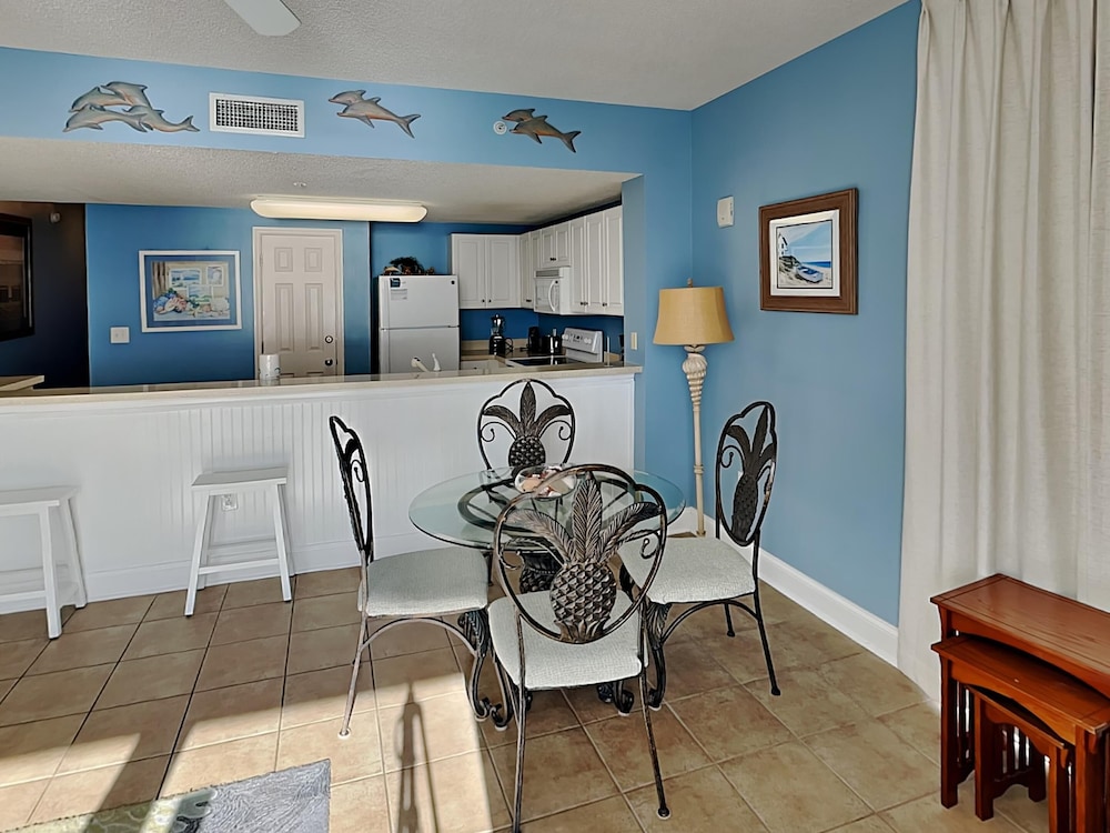Condo, 1 Queen Bed with Sofa bed, Ocean View (T1 1015 - No Pets) photo 3