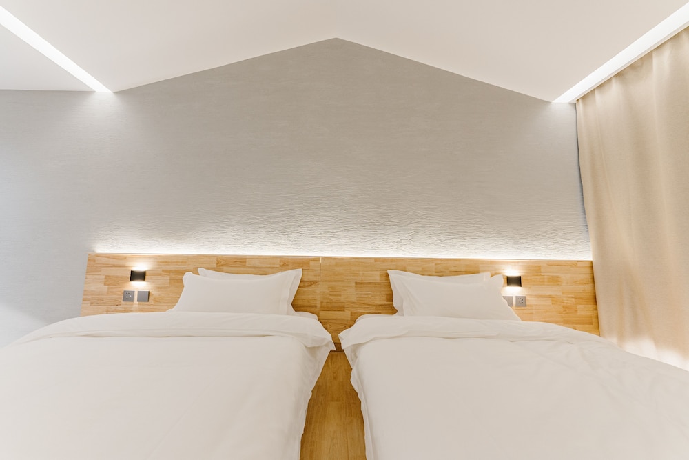 Panoramic Double Or Twin Room photo 3