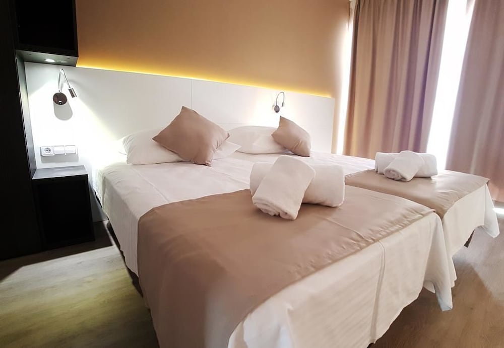 Standard Room - Photo 2